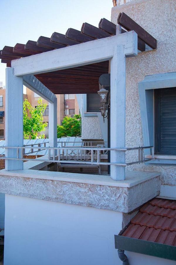 Efroni Villa Guesthouse エイラート エクステリア 写真