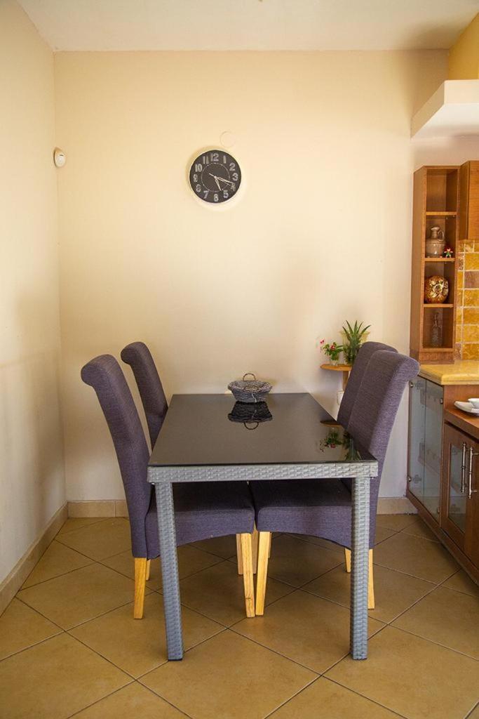 Efroni Villa Guesthouse エイラート エクステリア 写真